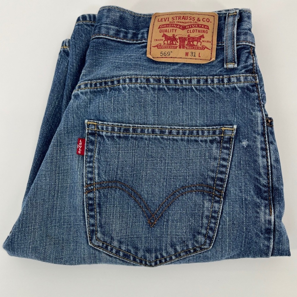 Levi's 569 Loose Straight Denim Shorts Mens 31 Blue Medium Wash Jorts Y2K